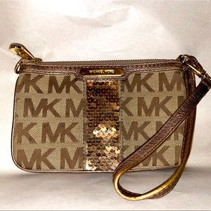 Michael Kors wristlet
